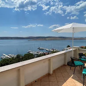 https://apartment-more-jadranovo.primorje-gorskikotar.com